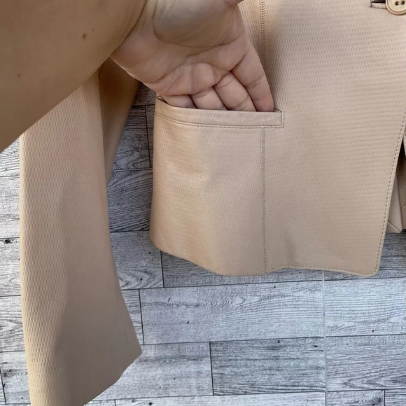 MaxMara leather jacket ruffle collar size 4 - Picture 4 of 15